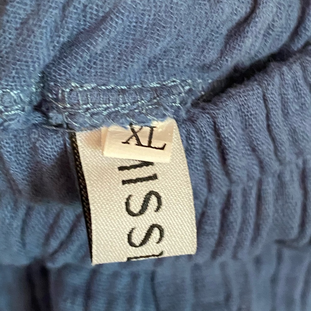 Pants - Picture 3 of 4
